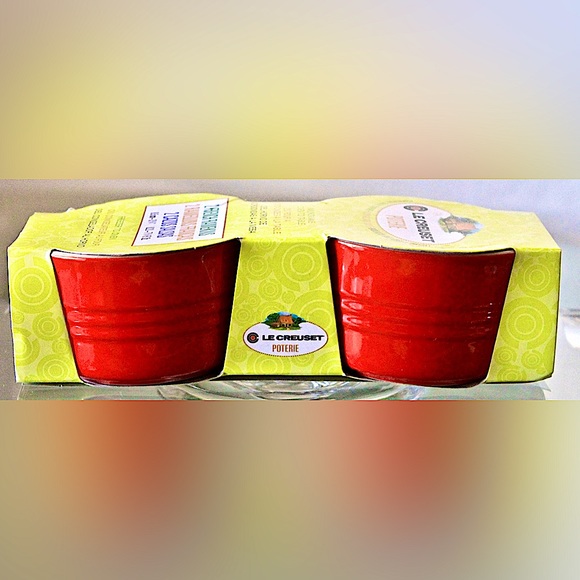 LE CREUSET POTERIE RED FRENCH RAMEKINS STONEWARE SET OF 2 NEW - Picture 5 of 5